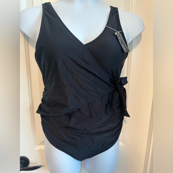 NWT Summer Mae Maternity One Piece Tie Front Bathing Swimsuit, Size Large - Picture 6 of 12